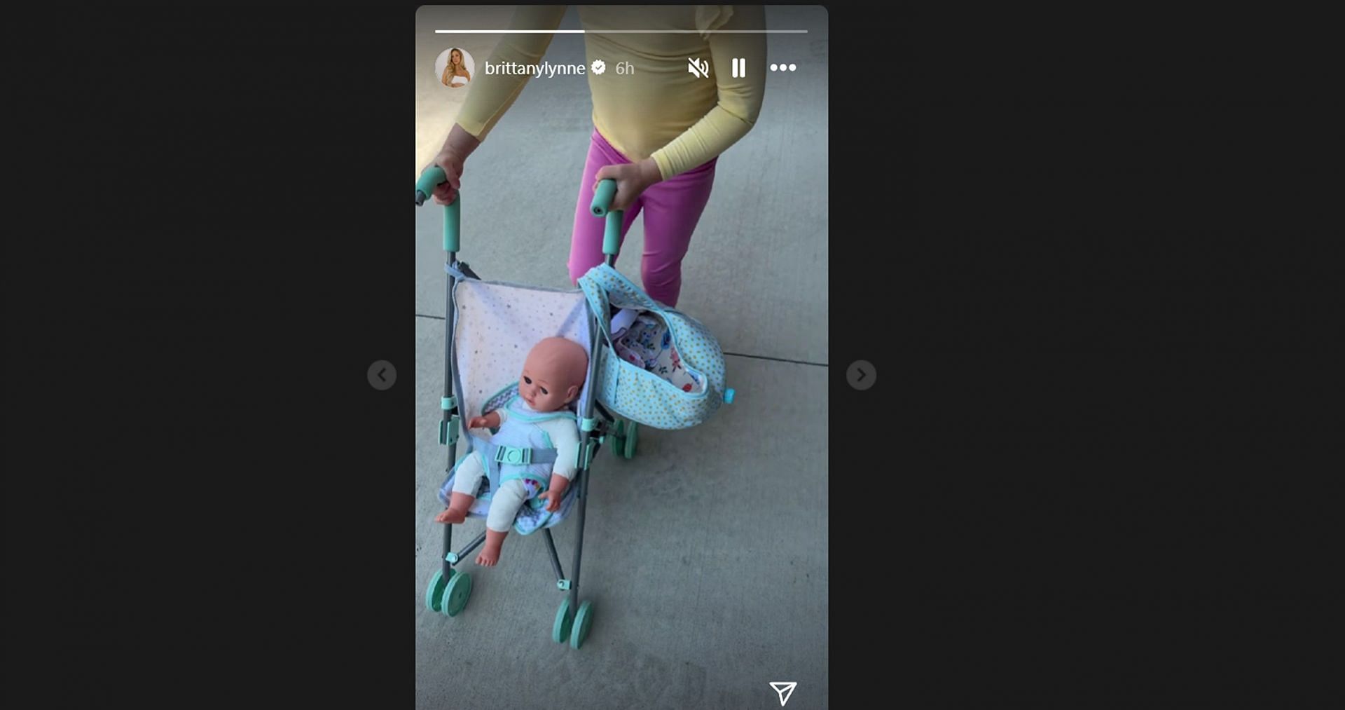 Patrick Mahomes' wife Brittany shares a glimpse into daughter Sterling's big-sister training/@brittanylynne